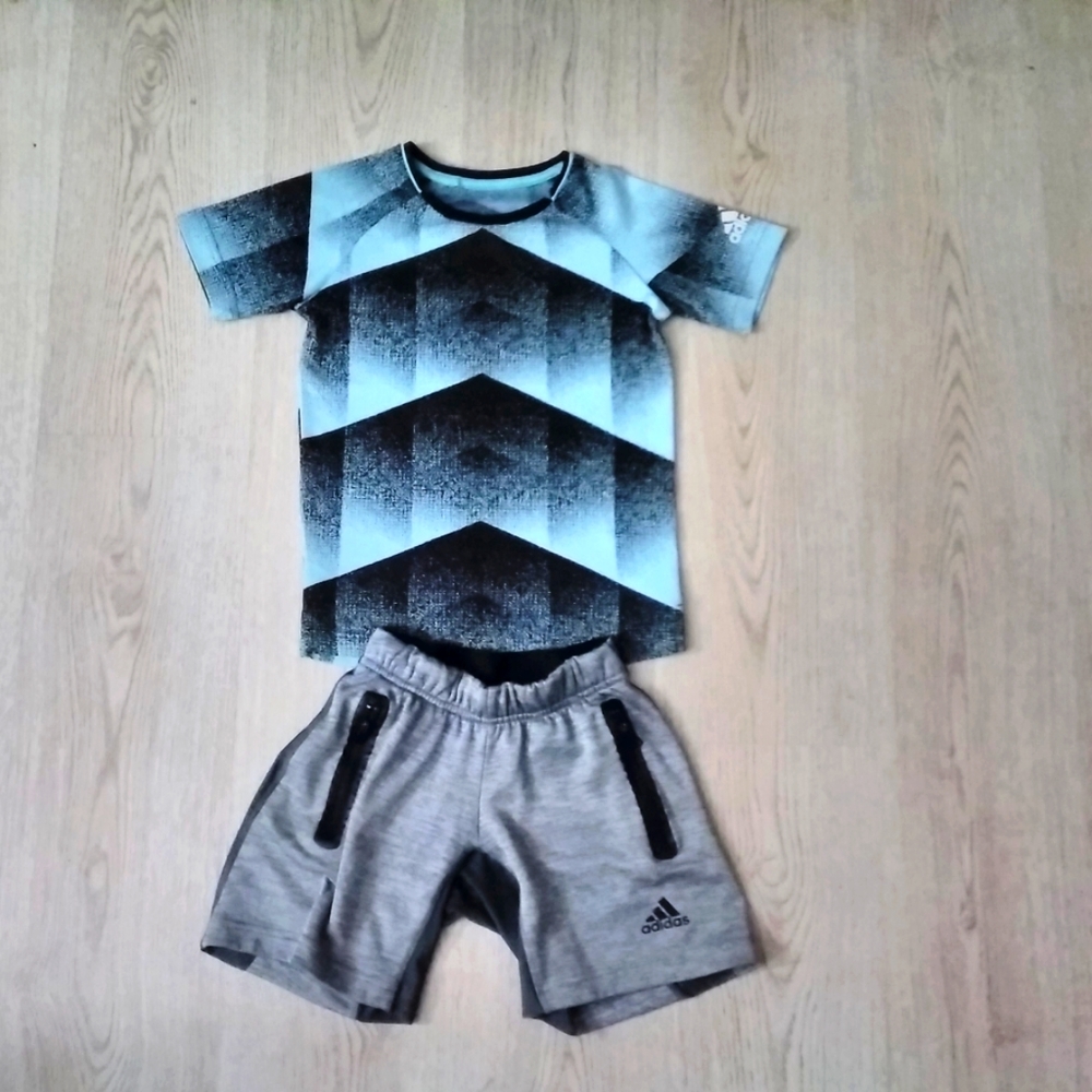 Adidas original Climat control T-Shirt and Shorts for 6-8 yrs boy - Picture 2 of 5